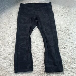 Lululemon Pace Rival Crop *22" Incognito Camo Multi Grey / Black